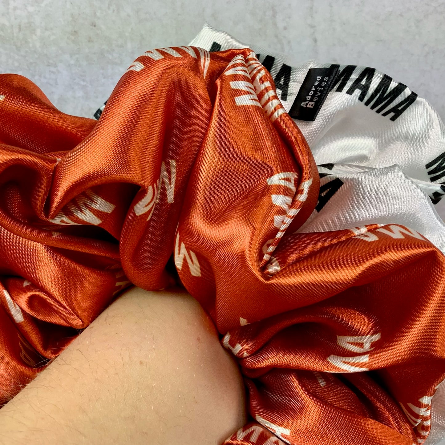 Clifton Forge 2 XXL Scrunchie