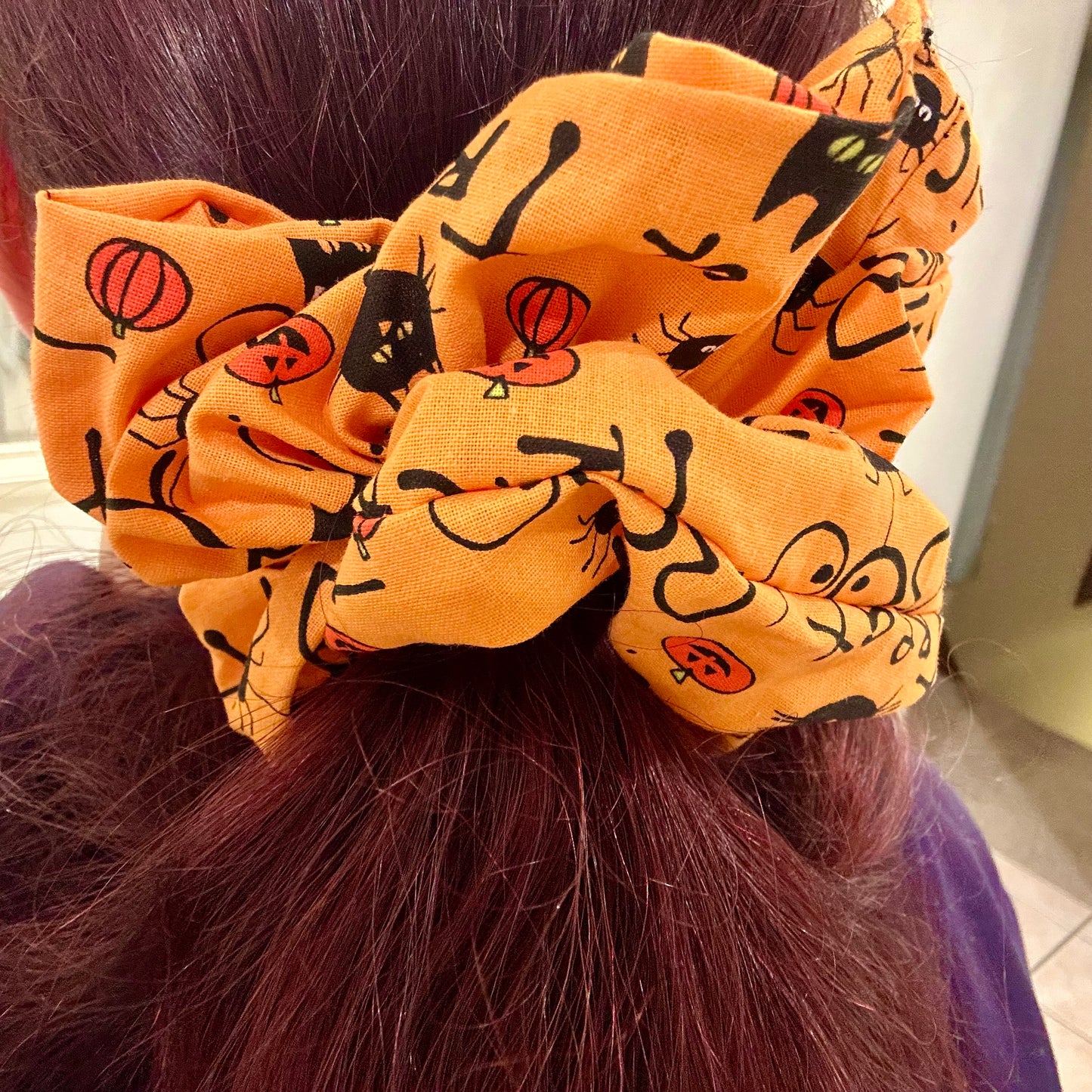 SALEM XXL Halloween Scrunchie
